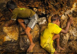 Hakbang upang Matuldukan – CHILD LABOR: CHILDREN PLAYING IN REALITY